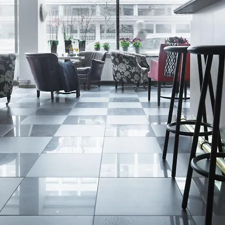Hotel Wellington 4*