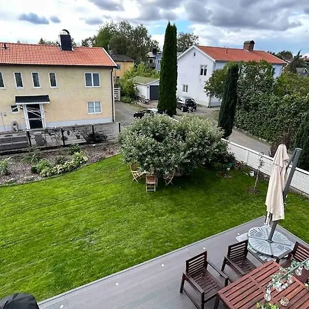 Villa Spacious House Close To Nature And City.
