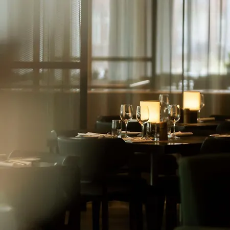 Radisson Blu Waterfront Hotel, Hotel 4*