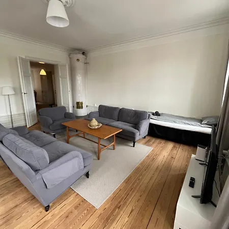 Mrt19 Apartment