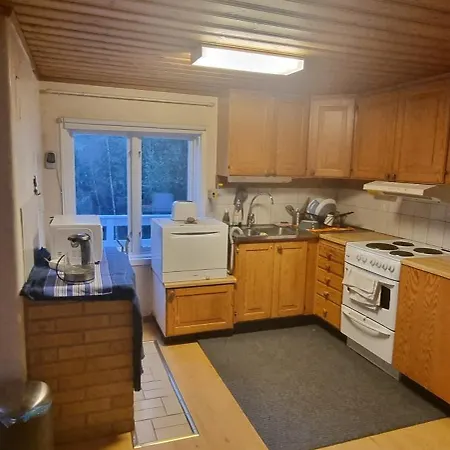 Willa Private Lake Cabin
