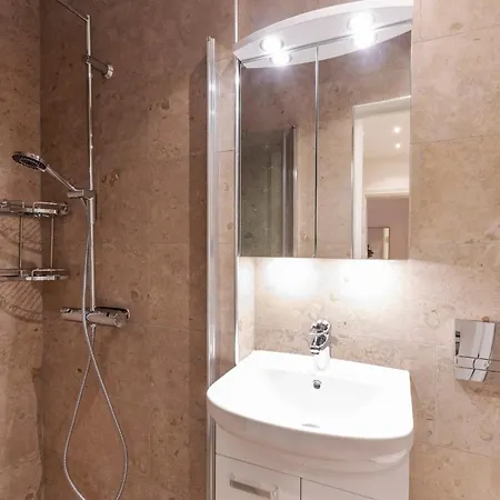Upplandsgatan, Vasastan Apartment *
