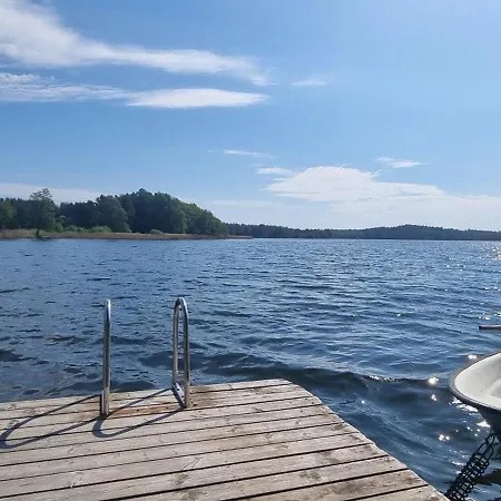 Willa Private Lake Cabin *