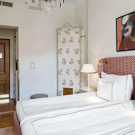 The Sparrow Hotel