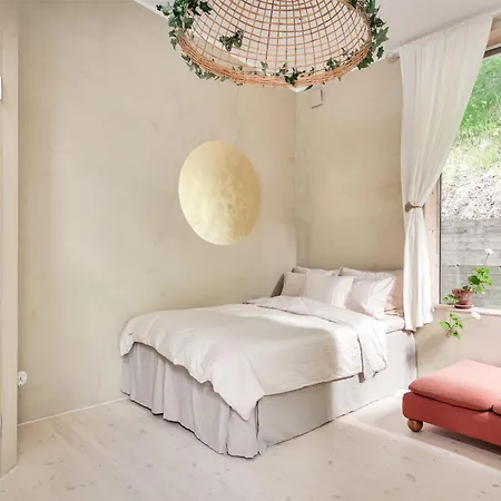 Beautiful Luxury Family Surrounded By Nature And Water And Only 15 Minutes From Center * Stockholm