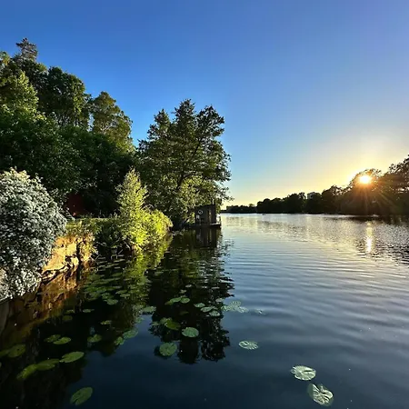 Beautiful Luxury Family Surrounded By Nature And Water And Only 15 Minutes From Center * Stockholm
