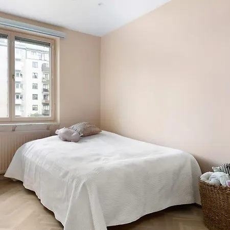 Apartment 5-room 120 Sqm 3 Bedrooms 2 Bathrooms For 6 Person *