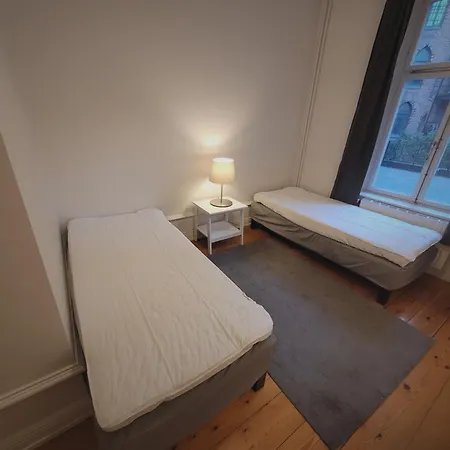 Apartment Mark16 *