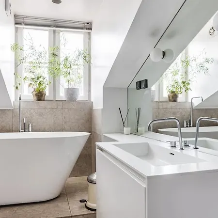 Elegant Oestermalm Loft Apartment Stockholm