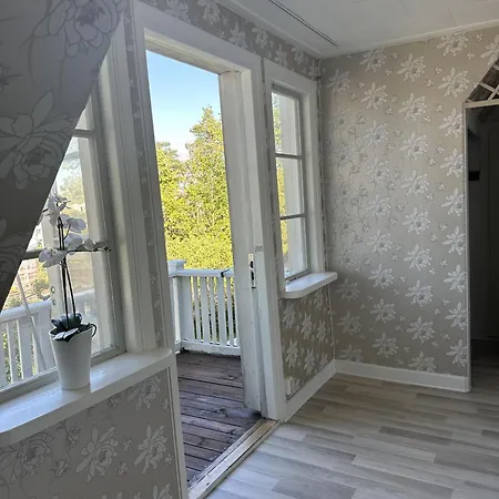 - 5-beds - Sleeps 12 - Garden Dom wakacyjny Sztokholm