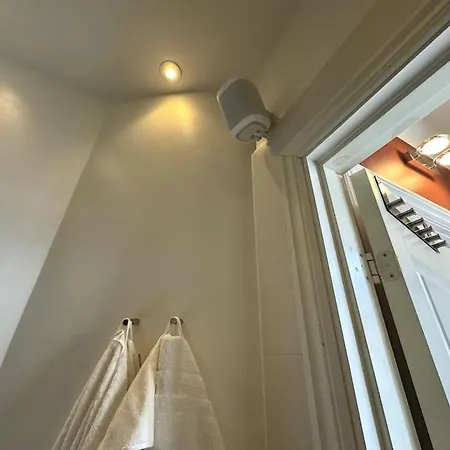 Mysig Pa Strandvaegen Apartment Stockholm