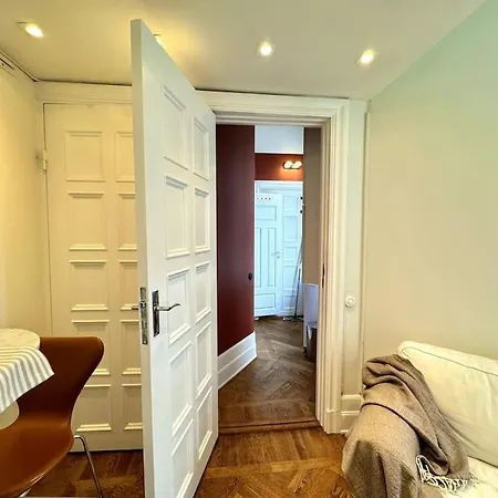 Mysig Pa Strandvaegen Apartment Stockholm