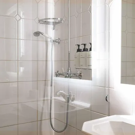J, Stockholm, A Member Of Design Nacka