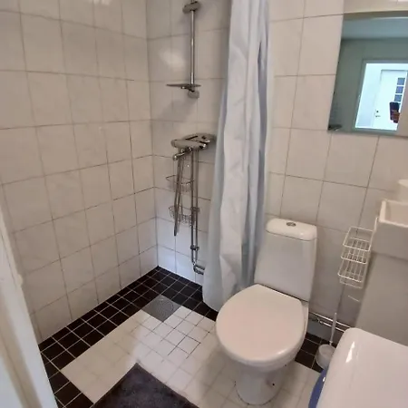 Flat Near To Apartment