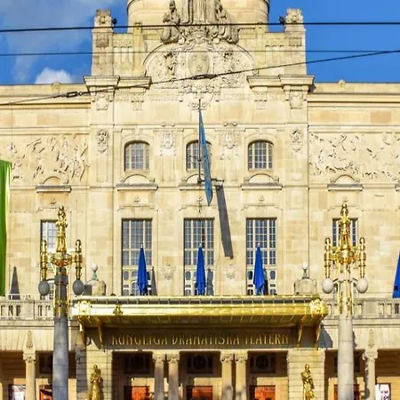 Hotel Wellington 4*