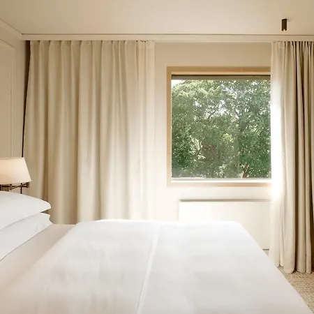 Hotel Dahlia 4*