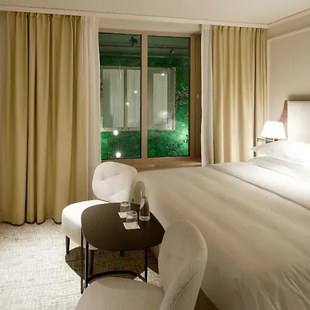 Hotel Dahlia 4*