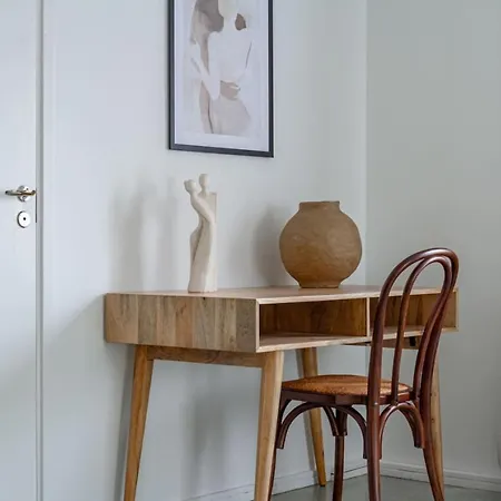 Newly Furnished Cozy Retreat For 6 In Sodermalm * Stockholm