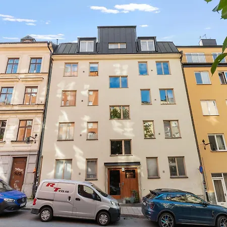 Apartment Stylish In Soedermalm On Mariaberget *