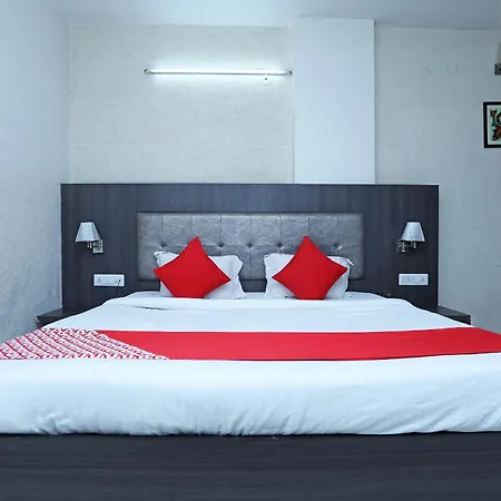 Collection O Laj Regency 3* Rewari