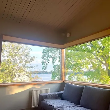 Mysigt Sommarhus Med Havsutsikt Och Bastu Holiday home *