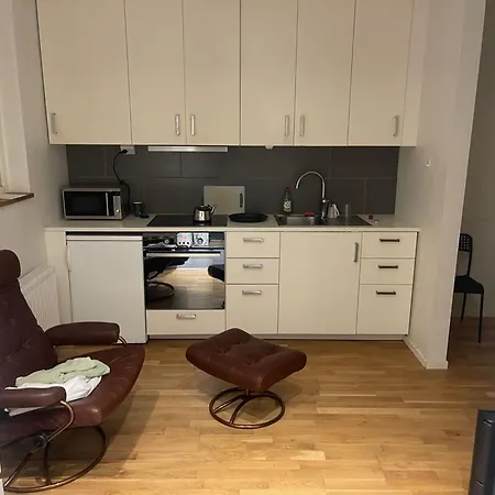 Apartment Cozy In Hasselby *