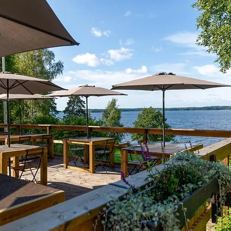Kallhaellsbaden Strandhotell