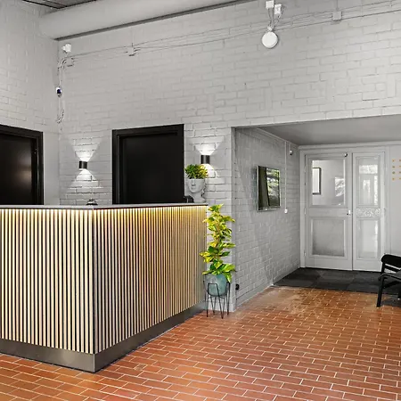 Hostel Kallhaellsbaden Strandhotell *