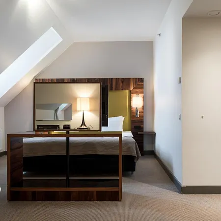 Hotel Elite Marina Tower, & 4*