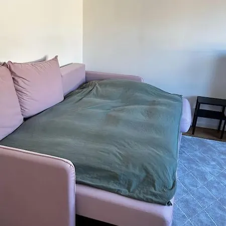 Villa Cozy Between Airport&center - Up To 8 Person *