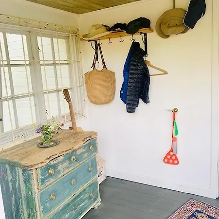 Awesome In With 1 Bedrooms And Wifi