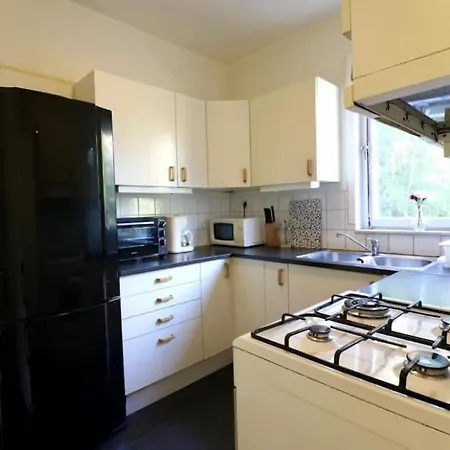 Apartment Flatin Erbjuder Laegenheter I Soedra Stockholm