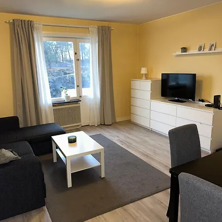 Flatin Erbjuder Laegenheter I Soedra *
