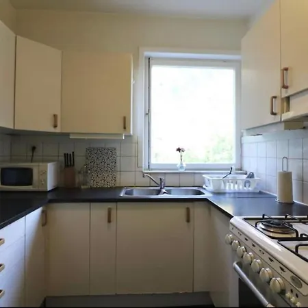 Flatin Erbjuder Laegenheter I Soedra Stockholm