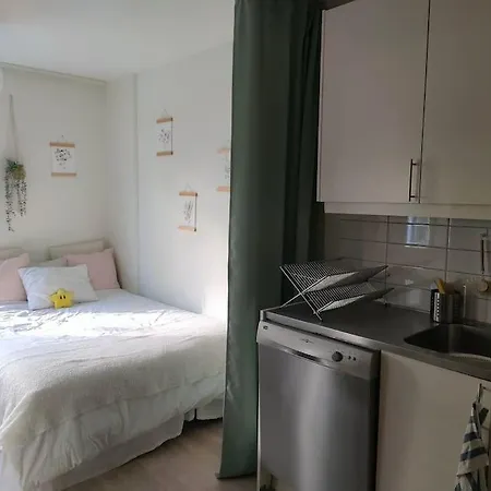 Apartment Cosy Family Friendly Stockholm