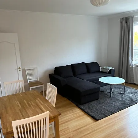 Flatin Erbjuder Laegenheter I Soedra Apartment