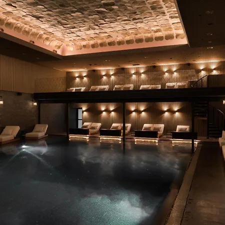 Elite Marina Tower 4* Nacka