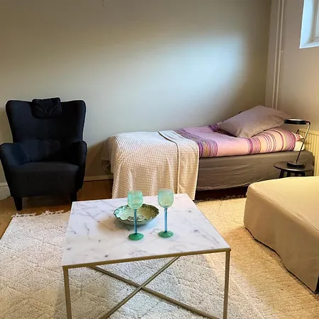 Apartment Coosy Authentic Swedish Wooden Apartment, 25 Min To City-own Entrance