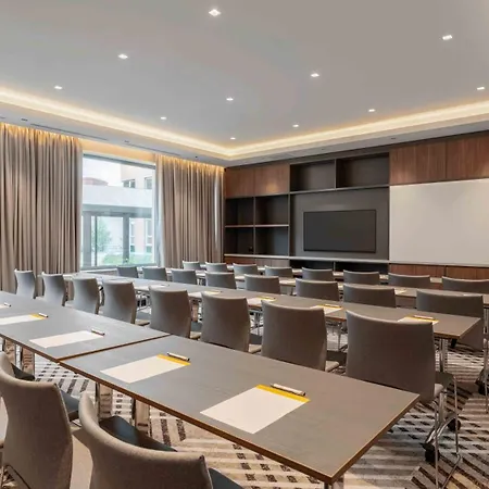 Voco - Kista By Ihg Hotel 4*