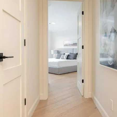 Karlavaegen Grand Apartment Stockholm