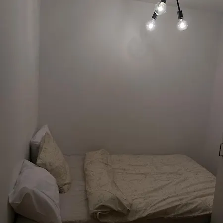 Apartment Superb In Kallhaell Stockholm