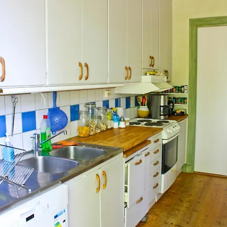 Bed & Breakfast Eco-village 12 Min From