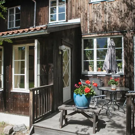 Bed & Breakfast Eco-village 12 Min From *
