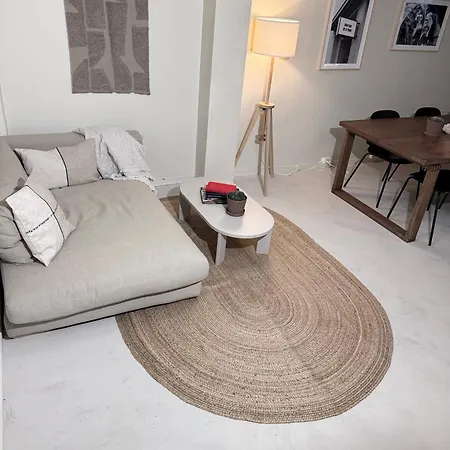 Hostel Nomad Gardet