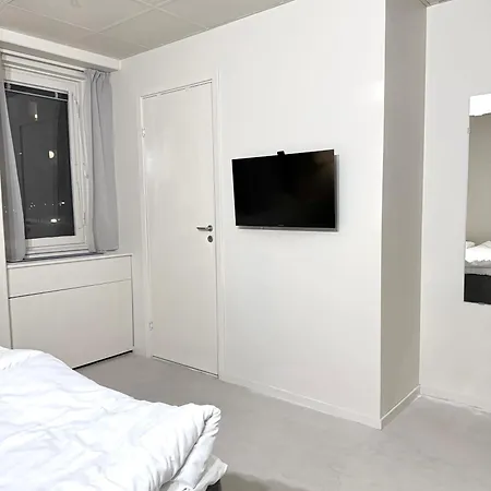 Nomad Gardet * Stockholm