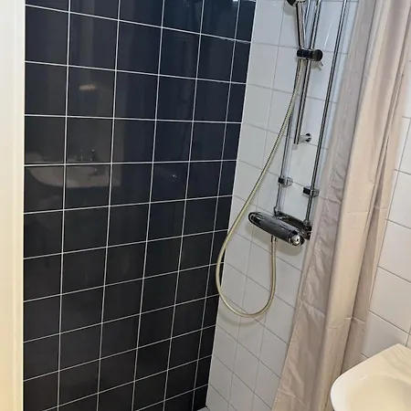 Nomad Gardet Hostel *