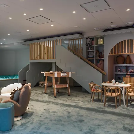 瑞典精英酒店 酒店