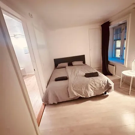 Apartment Need In Old Town