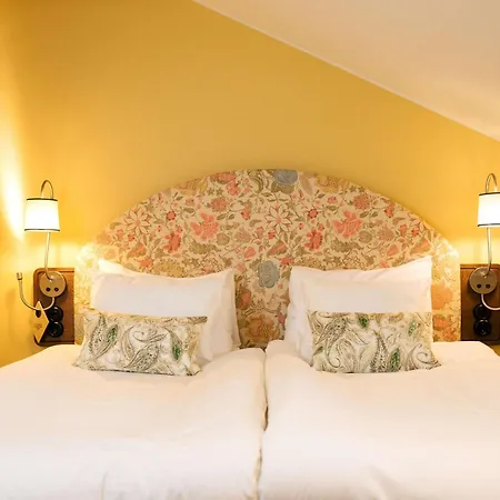 Ruth, Worldhotels Crafted Hotel 4*