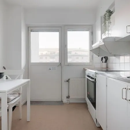Urban Oasis On Sodermalm Sleeps Six * Stockholm